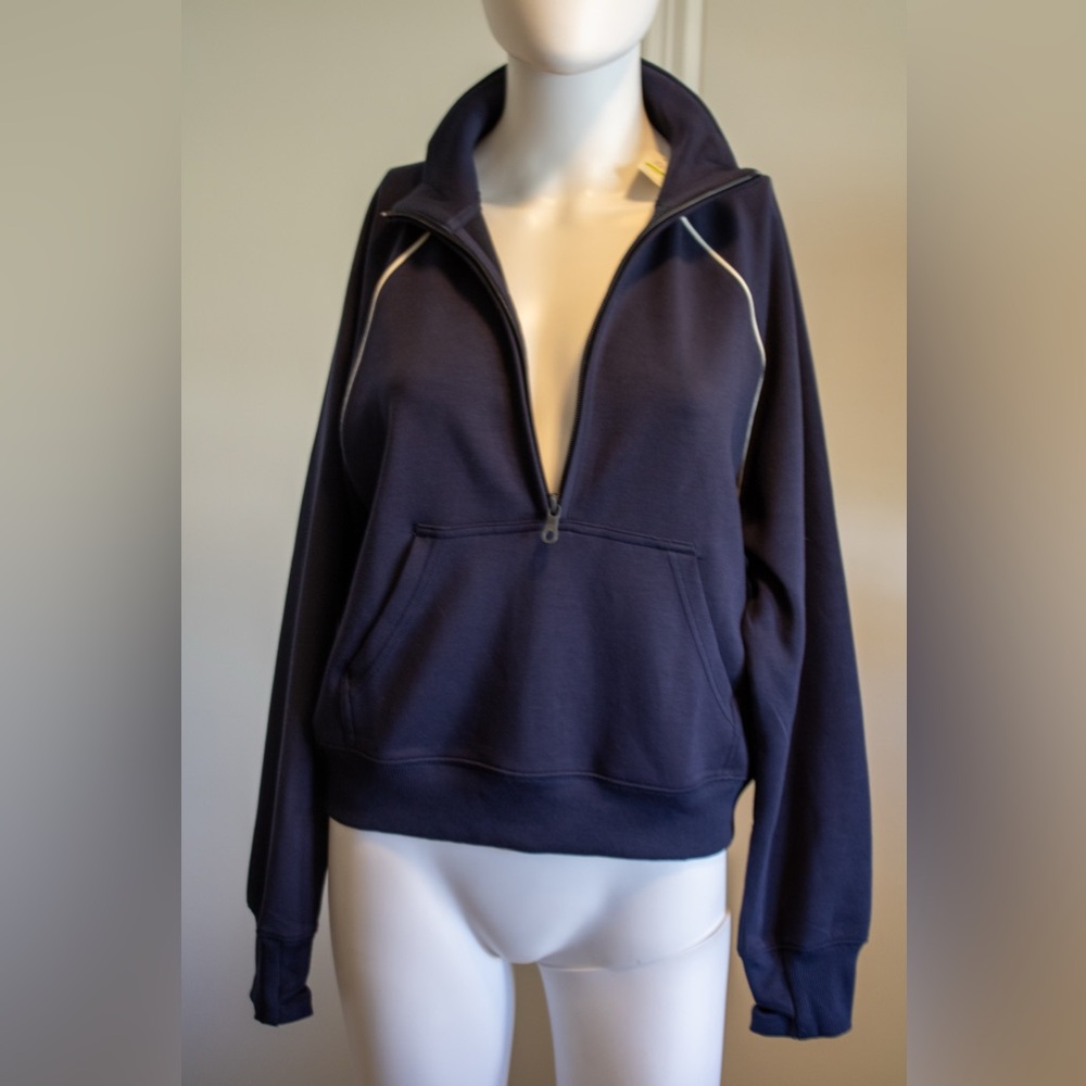 Aerie NWT Navy Half-Zip Pull-Over with White Accents Women's Sweatshirt Size M - Picture 3 of 11